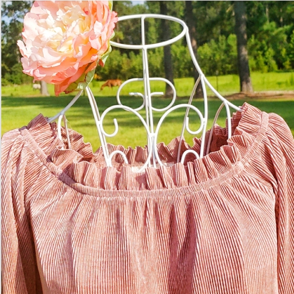 J.O.A. of Los Angeles blouse - Picture 6 of 7